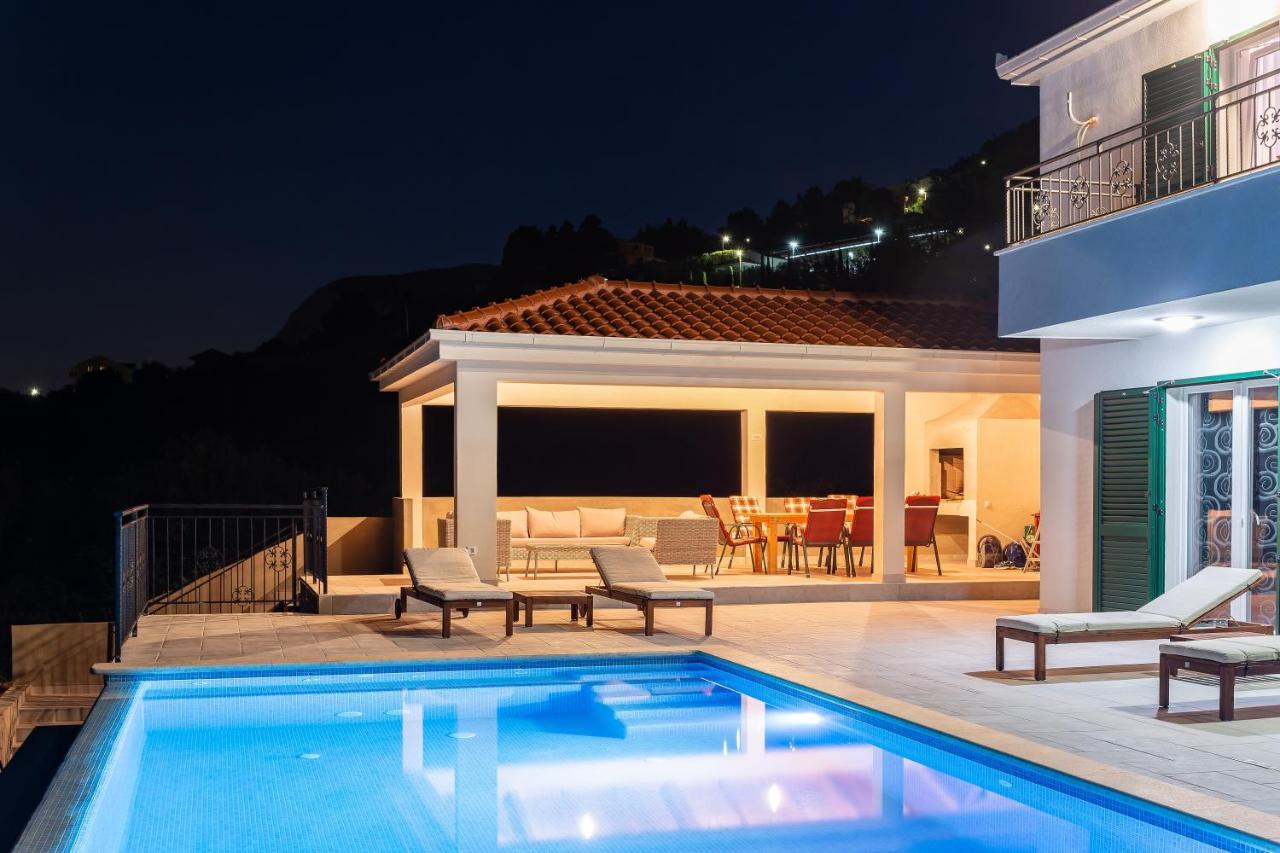 Secluded House - Guaranteed Privacy - Heated Pool Villa Klis Exterior photo